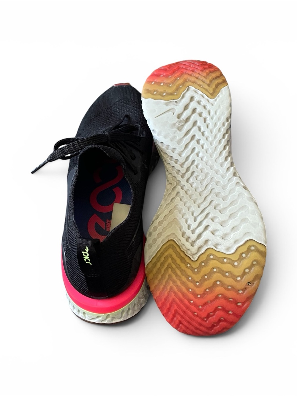 Nike, Black Knit Running Sneakers with Pink Accent - Women, size 8 - Picture 4 of 5